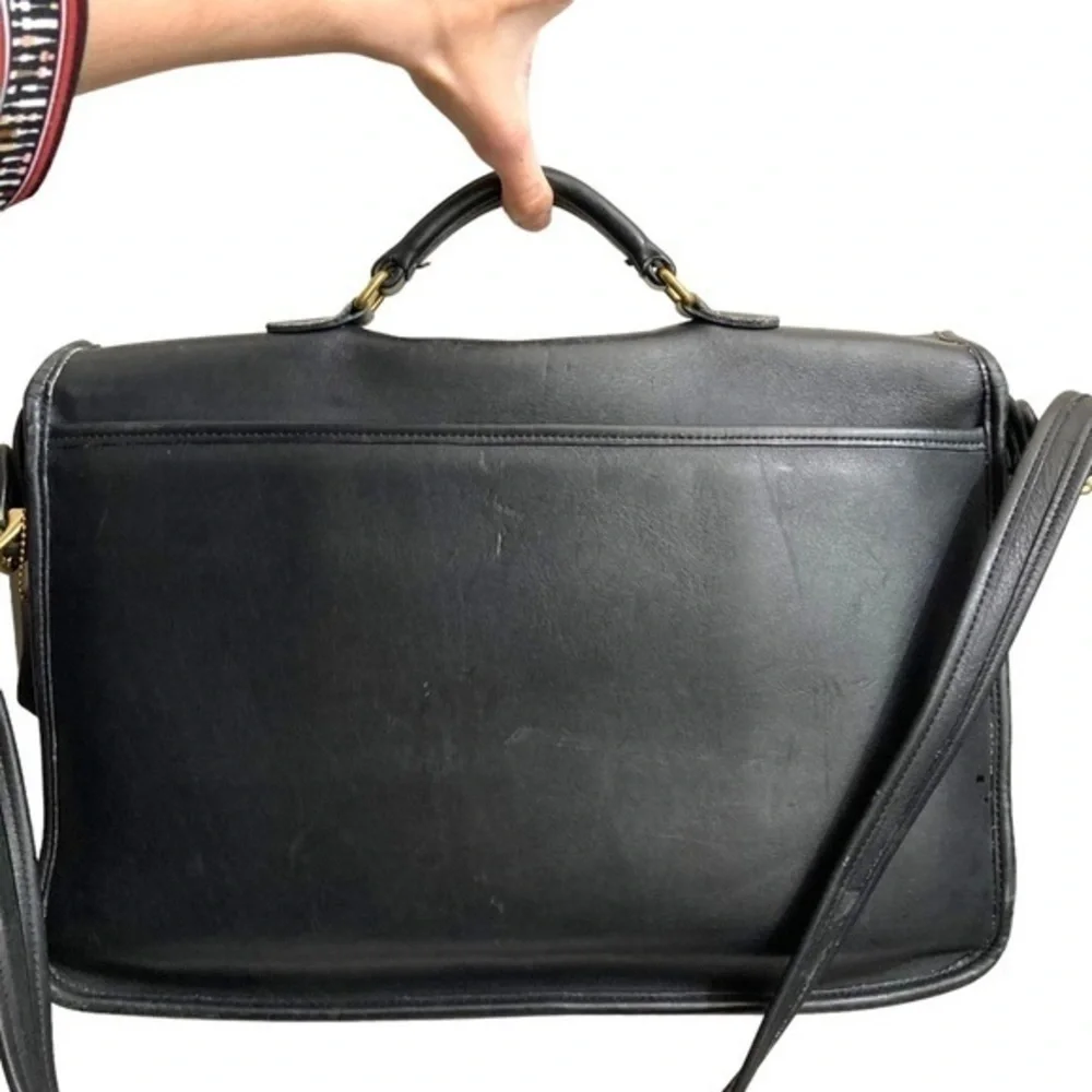 Coach black leather metropolitan briefcase bag 5180 as seen on Ann Hathaway
